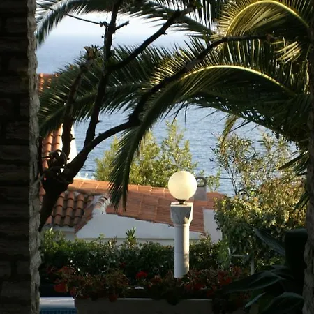 Holiday home Seaside House With A Swimming Pool Seget Vranjica, - 4329 Trogir